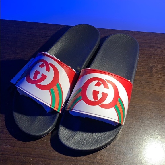 !!!!!!!Sold!!!!!Brand new Gucci slides size 6 NWT. - Picture 1 of 8